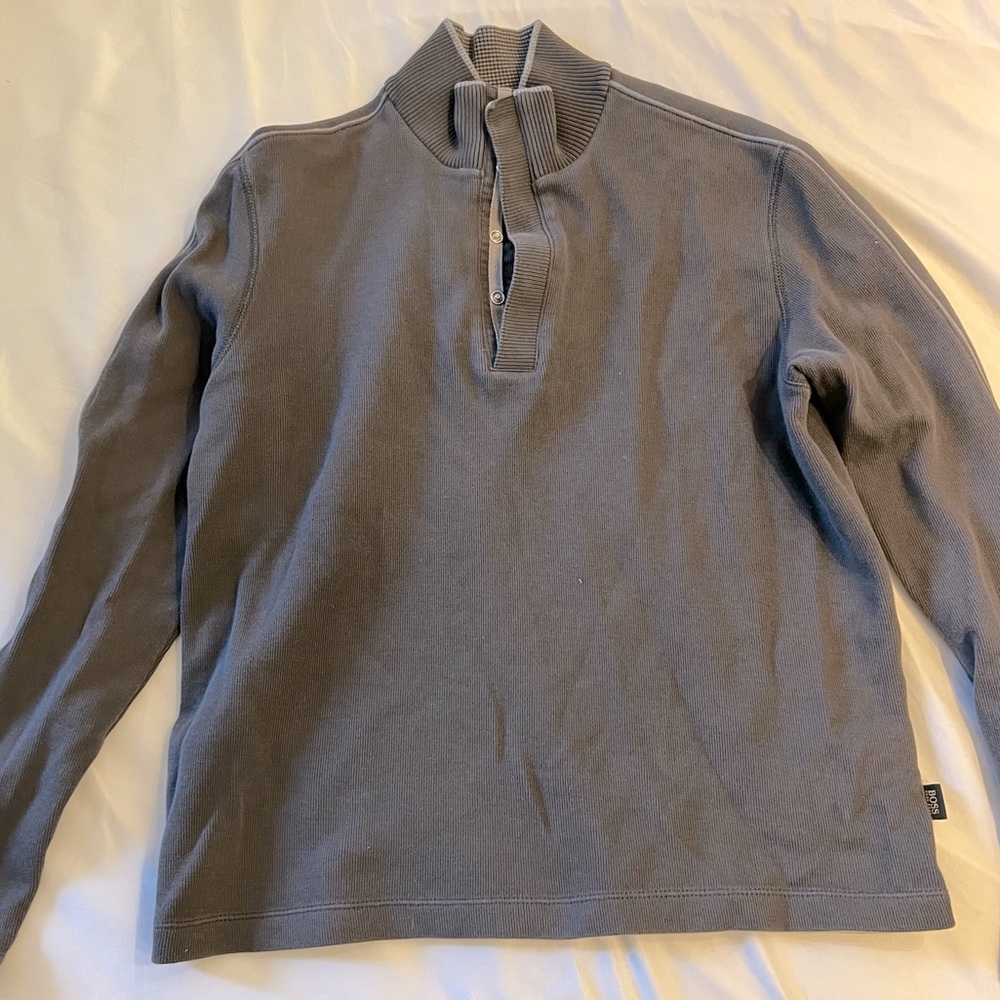Hugo boss mens size medium half zip cotton sweater.